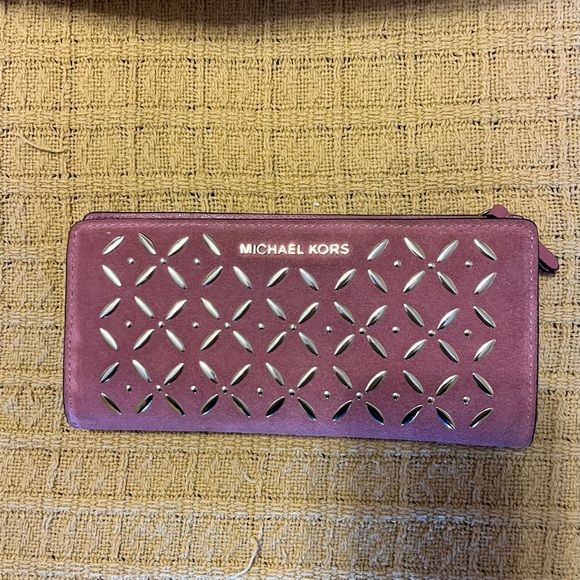 Michael Kors Pink Crescent Shoulder Bag matching slim/wallet holder . - Picture 3 of 4